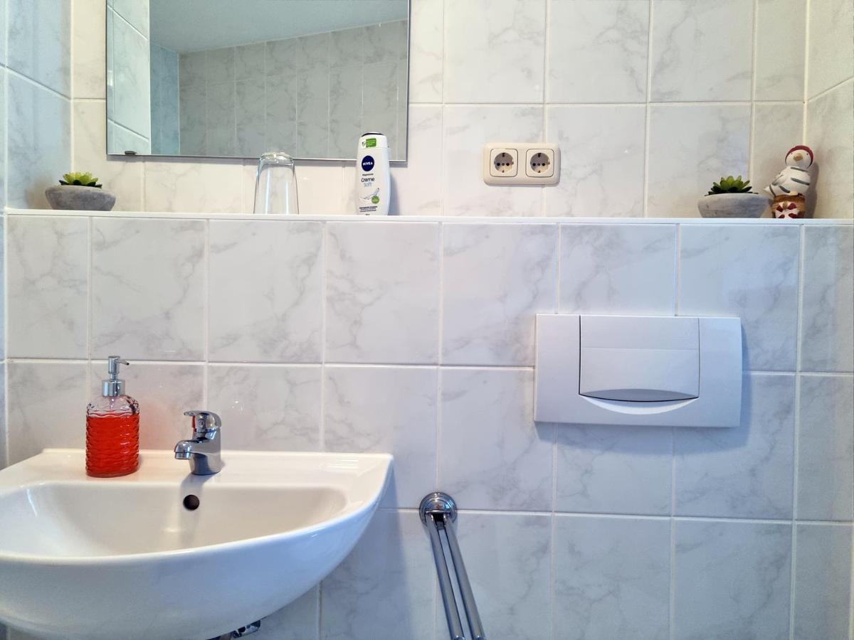 Brise Business Apartment Nahe Leipziger Messe - Porsche - Bmw - Dhl - Wlan - Parkplatz - Business Travelers Only Exterior foto